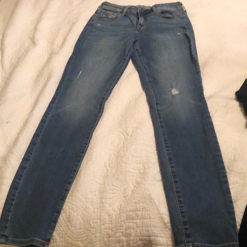 Old Navy Rockstar skinny jeans slight distress